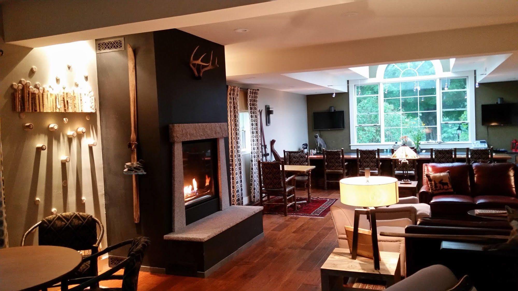 The Inn On Winter'S Hill Kingfield Exterior photo
